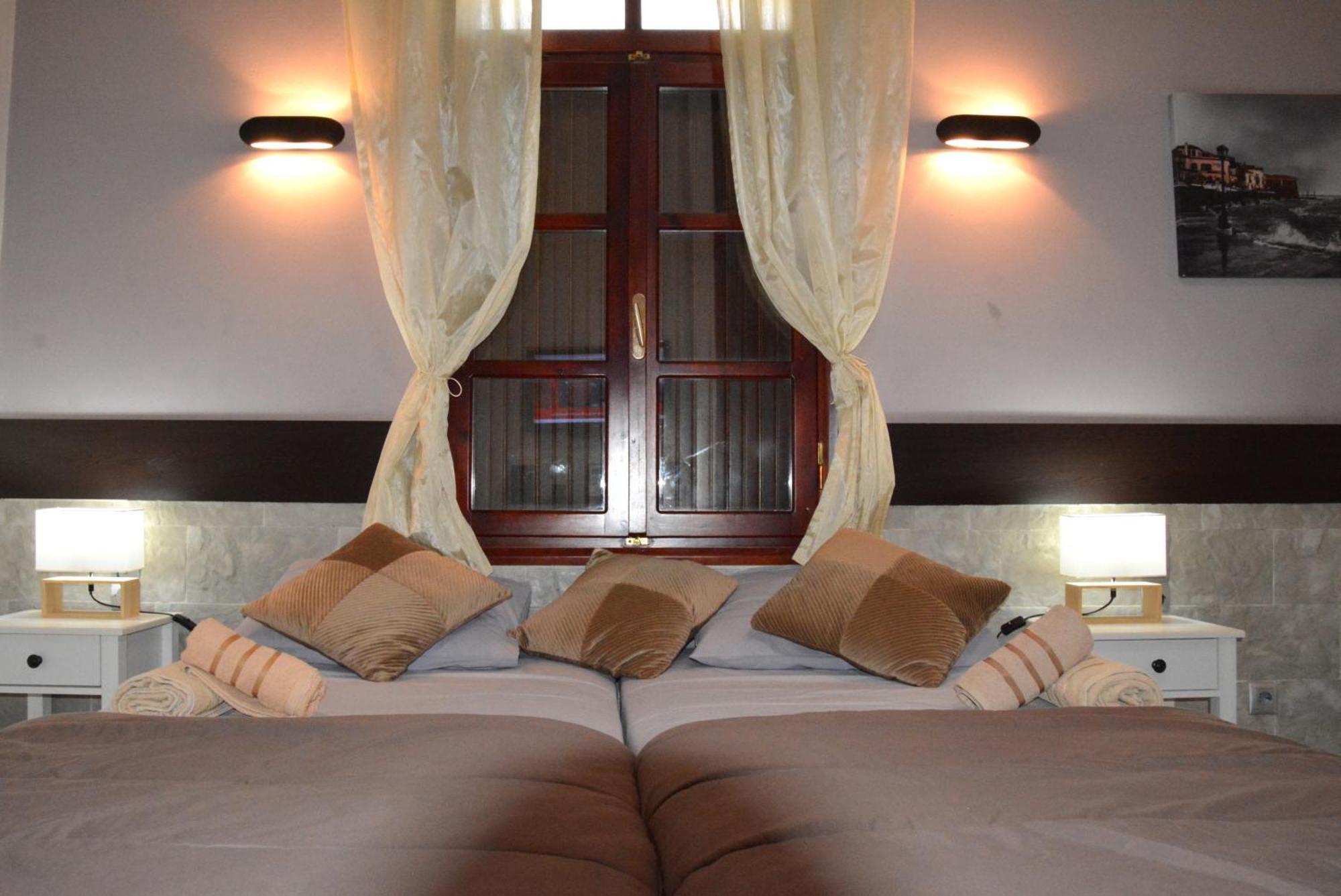 Enetiko Rooms Chania  Exterior photo
